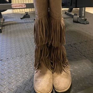 Tan Leather boots with fringe